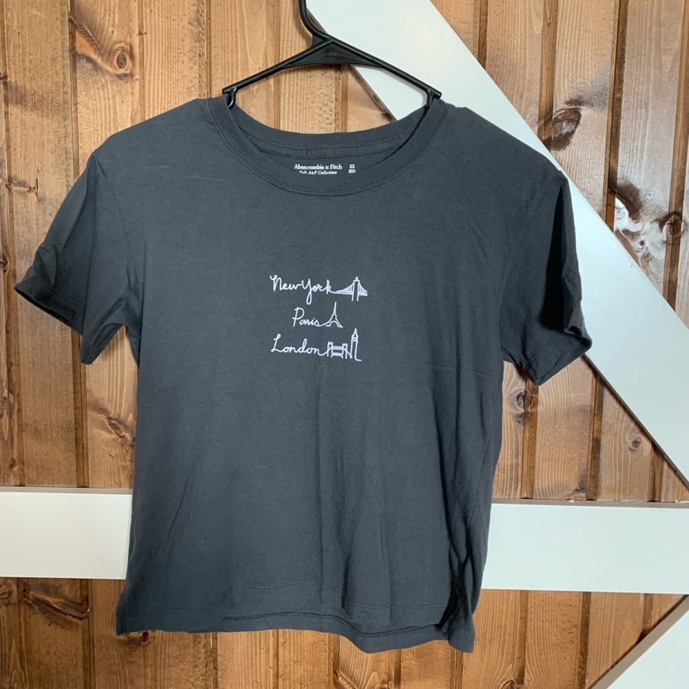 Abercrombie 3D detail lettering  shirt